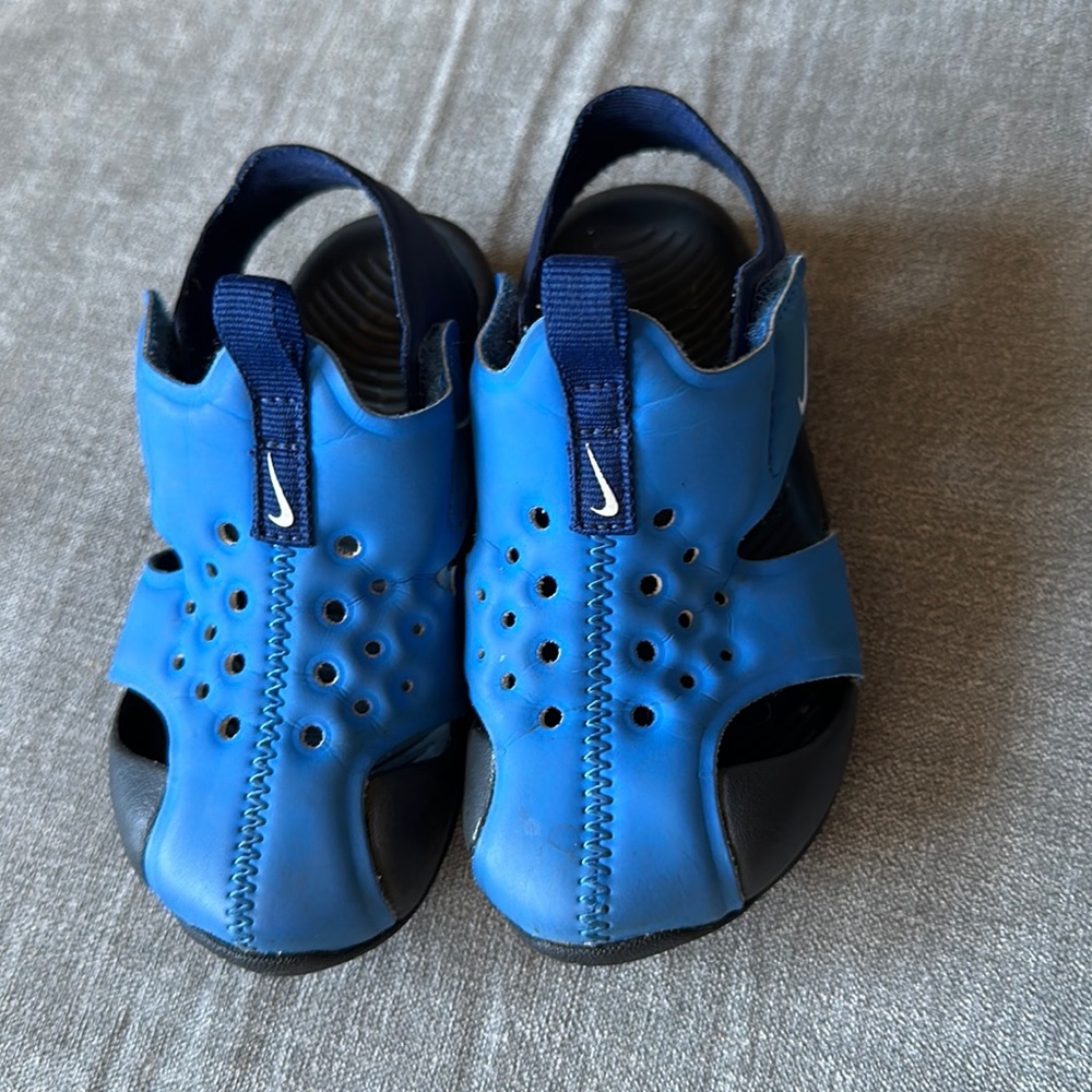 Nike sandal